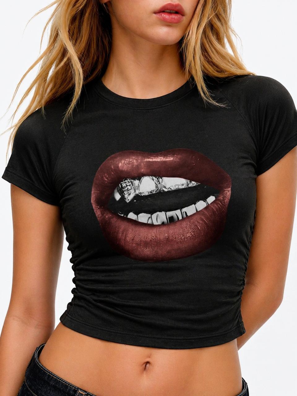 Rebel Lips Crop